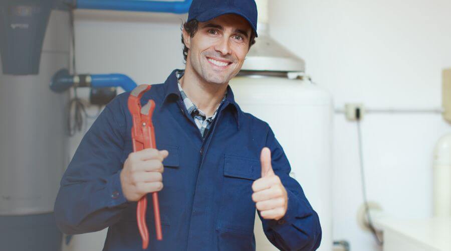 Professional Water heater repair in Bowling Green, MO